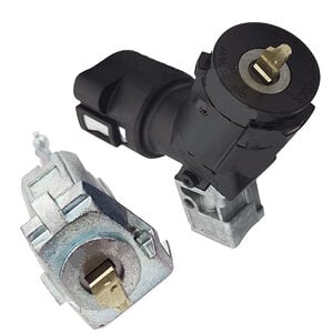 Genuine OEM Renault - Clio - Captur - Kadjar - Replacement Lock Set Ignition and Door Lock - HYN17 - 806015115R